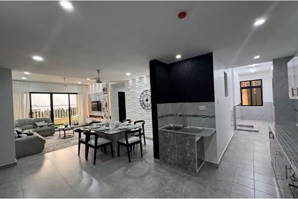 Condo/Apartment - For Sale