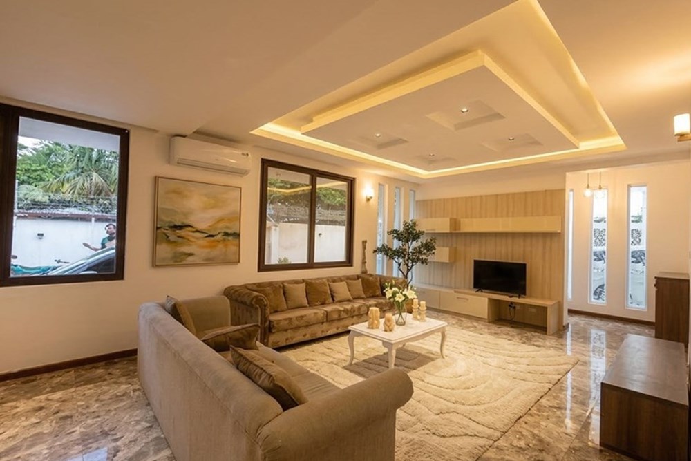 Villa - For Rent/Lease